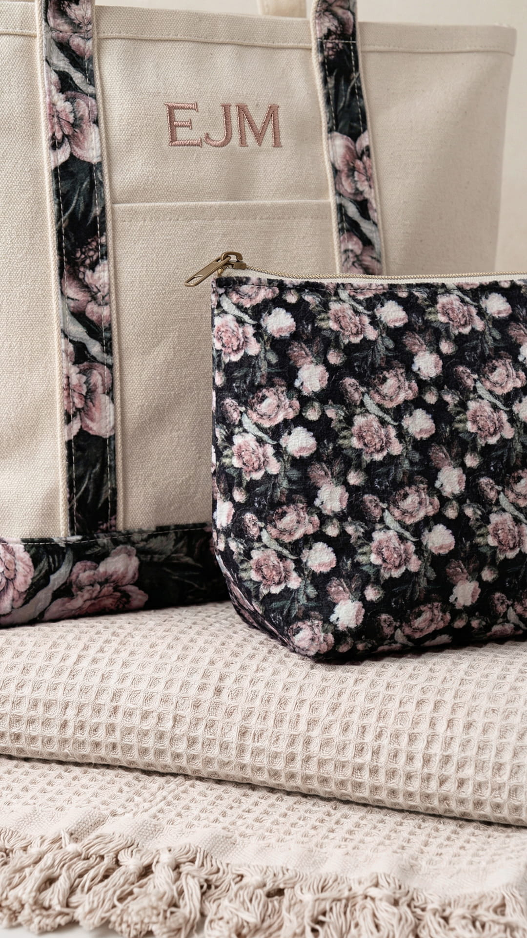 [show_for: Vintage Rose]
