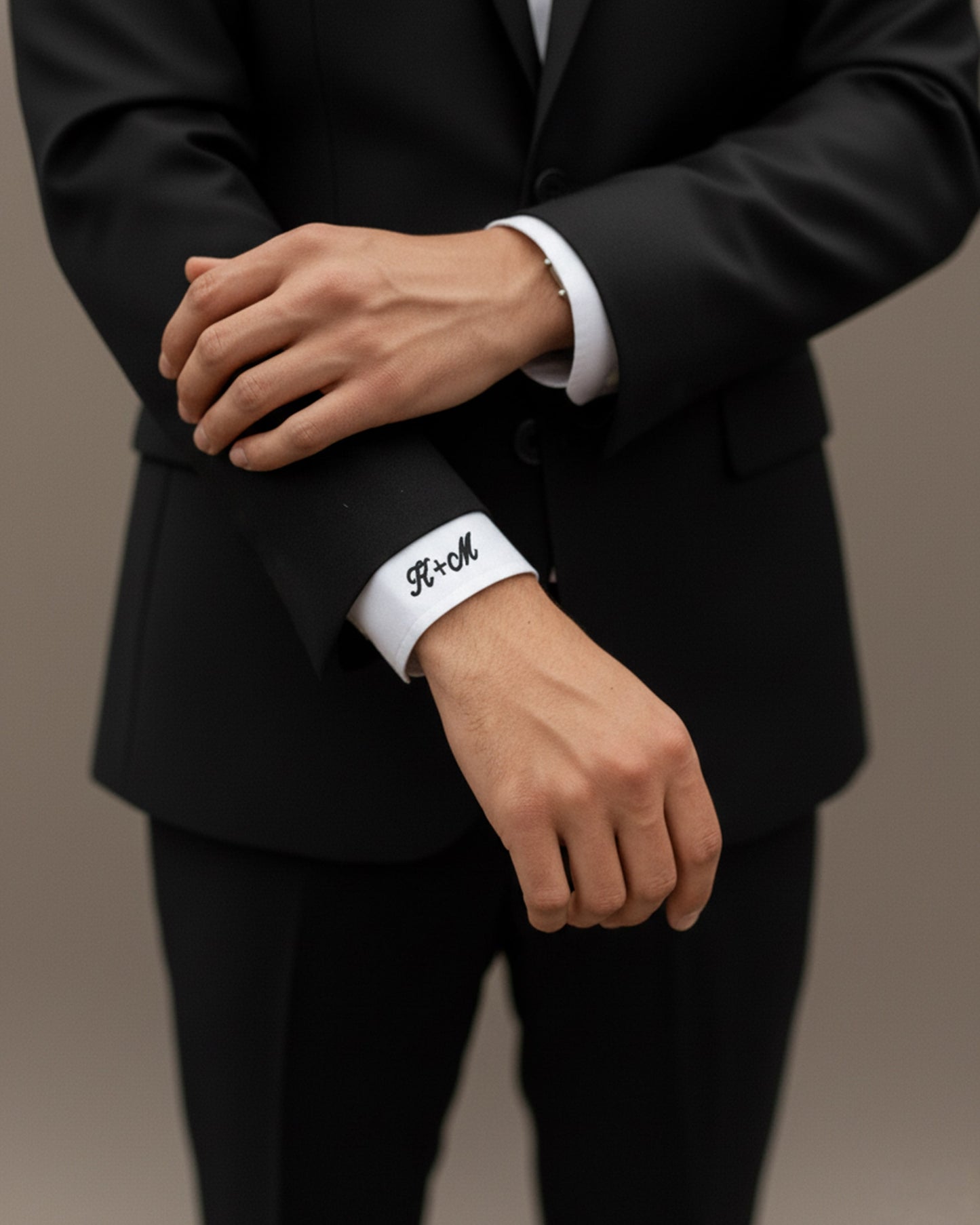 Initialed Cuff Stretch Woven Shirt