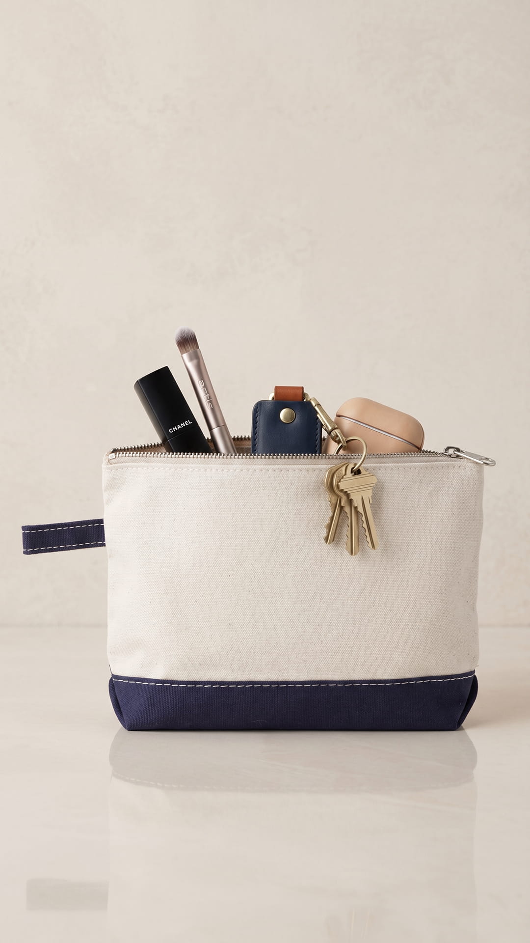 [show_for: Navy]