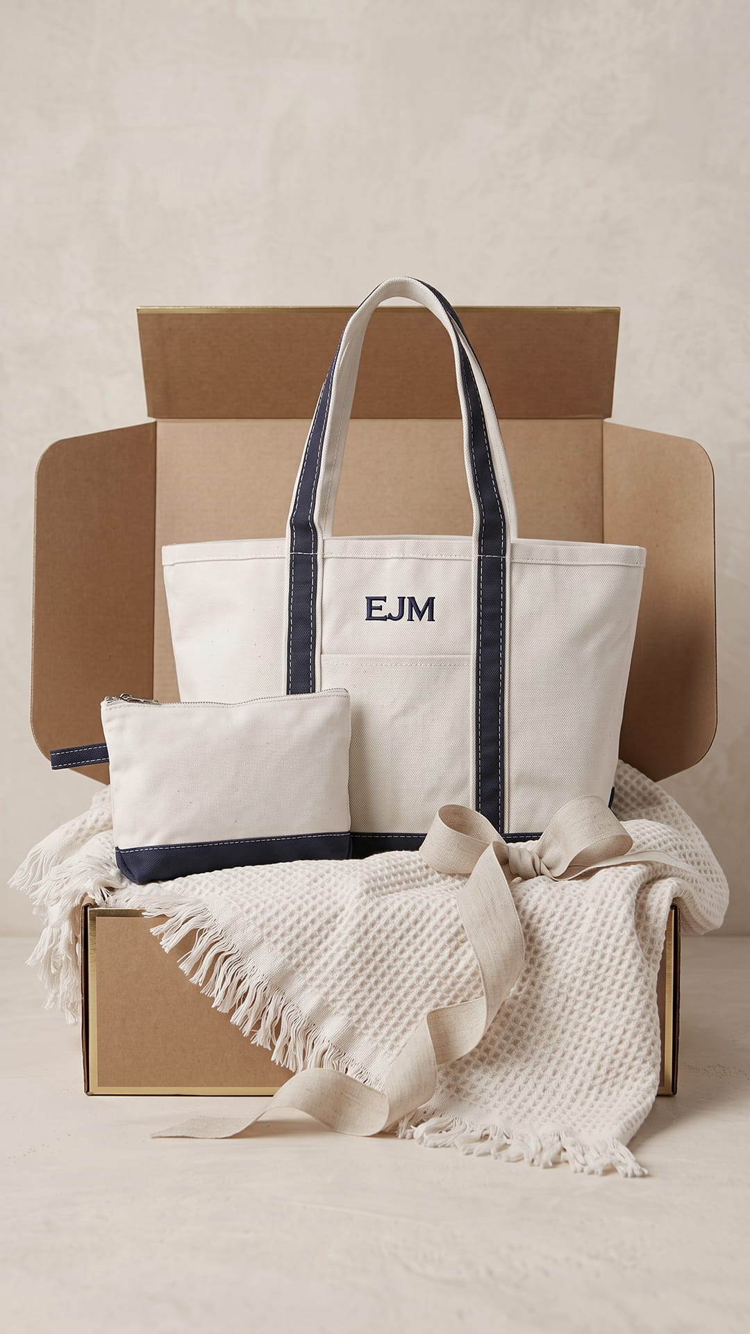 [show_for: Navy]