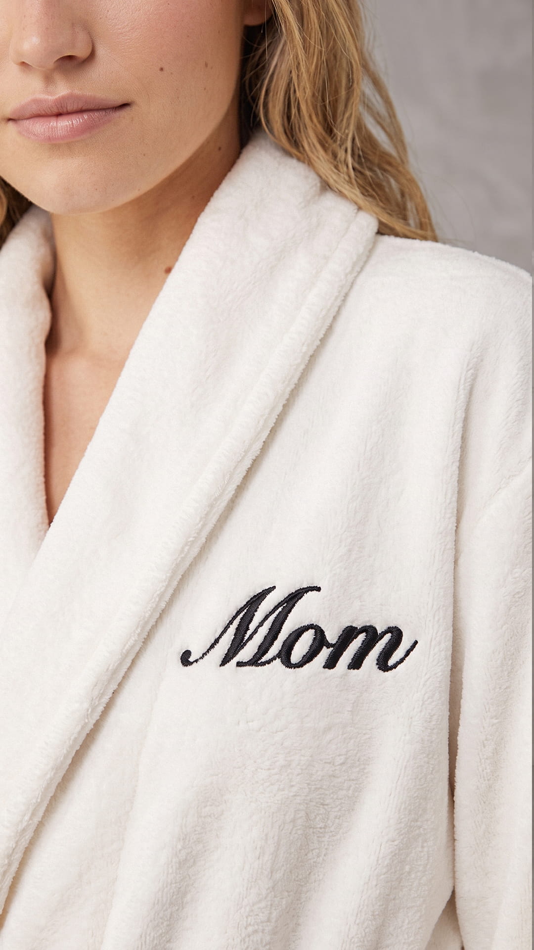 Mom & Dad Robe with Blanket Set | Child Name & Date Family Gift
